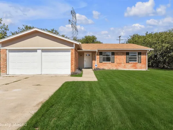 301 Buie Dr, Everman, TX 76140