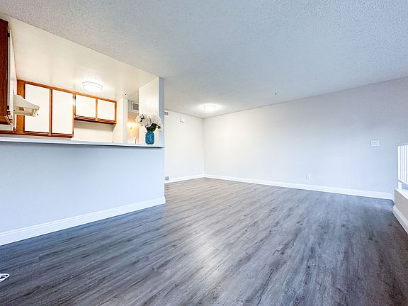 5th image of 1122 N Stoneman Ave APT B