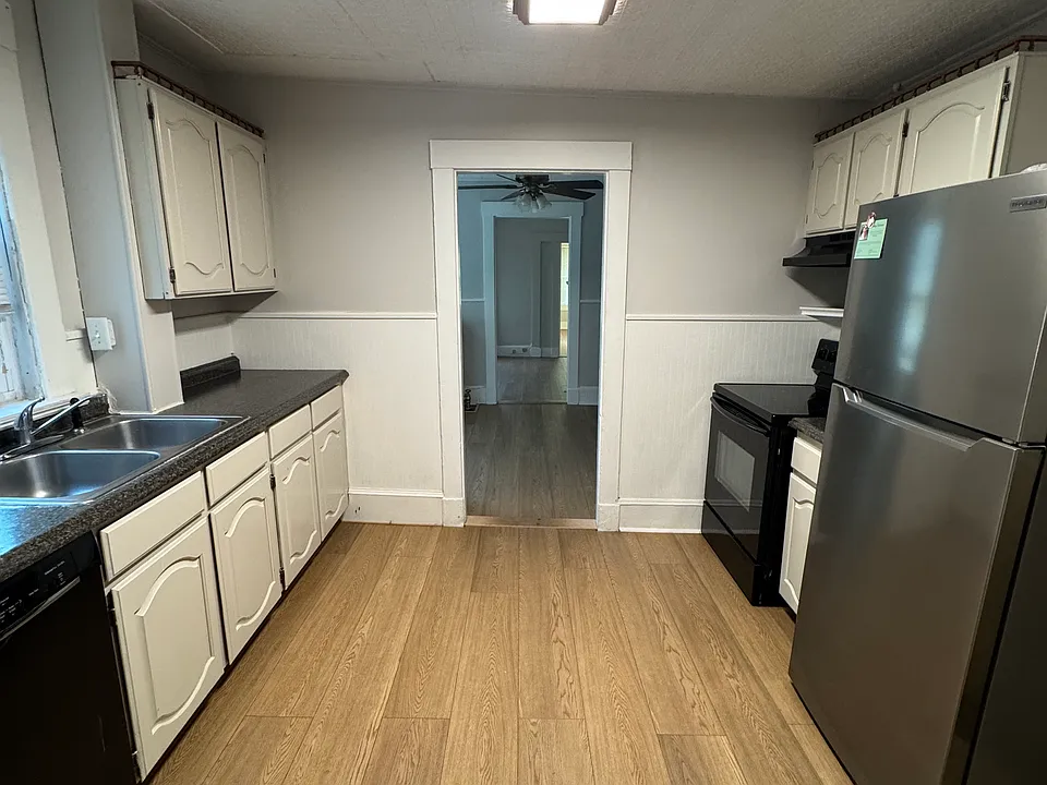 87 Cumberland St #2