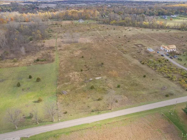 10000 McNeil Hwy, Tecumseh, MI 49286