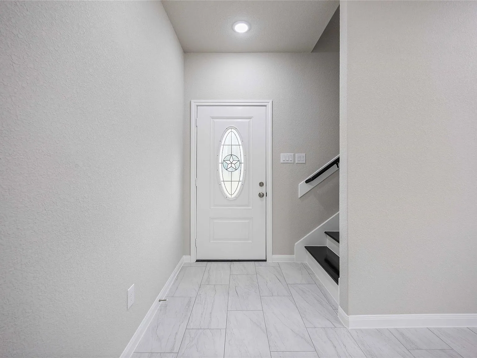 3 bed, 2.5 bath, 1260 sqft, $706 — Photo 4