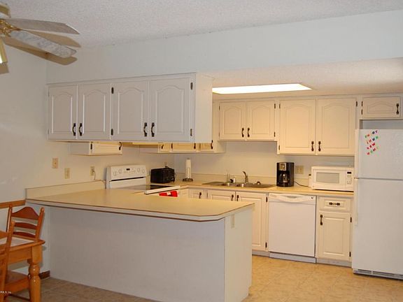 5th image of 10394 Bigtree Cir W