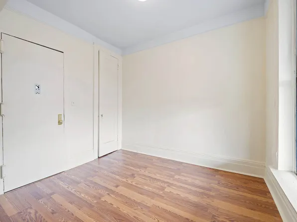 2121 Grand Avenue image 12 of 12