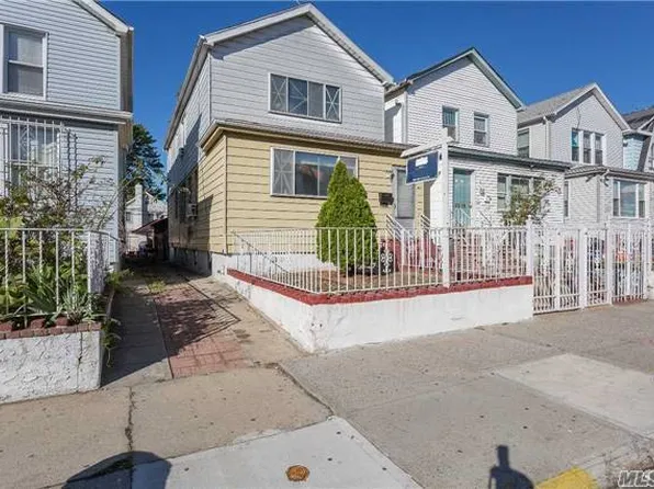 2618 93rd St, East Elmhurst, NY 11369