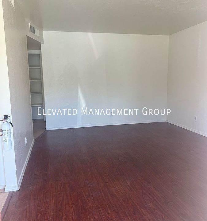 1st image of 1301 Dickerson Dr SE APT A