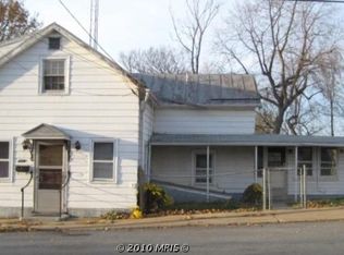 412 W Liberty St, Charles Town, WV