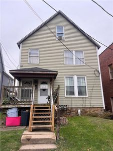423 Spring Ave, Ellwood City, PA, 16117