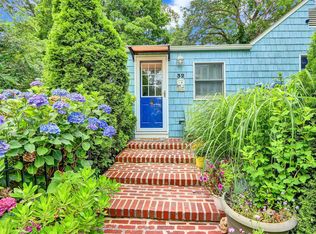 32 Dewey St, Port Jefferson Station, NY 11776