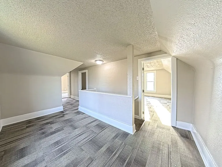 306 W Reed St — Photo 12