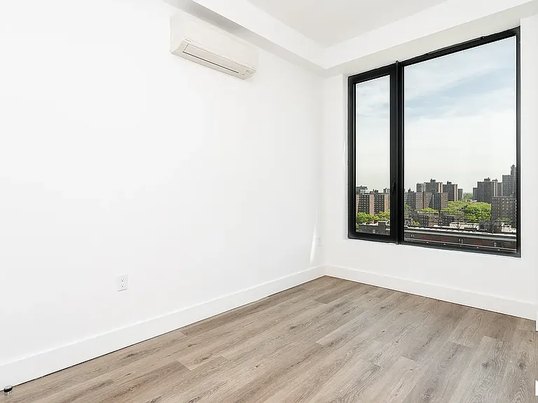 322 Grand Concourse #906 — Photo 12