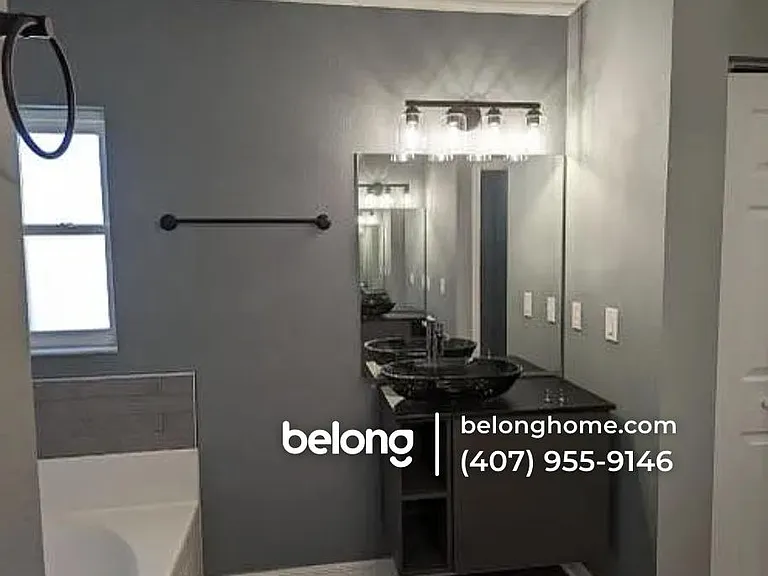 58 Raleigh Dr — Photo 3