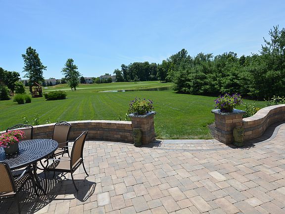 5th image of 4697 Glen Lakes Dr