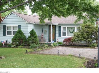 10247 N Avon Belden Rd, Grafton, OH 44044