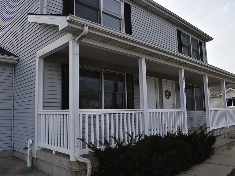 Shared front porch