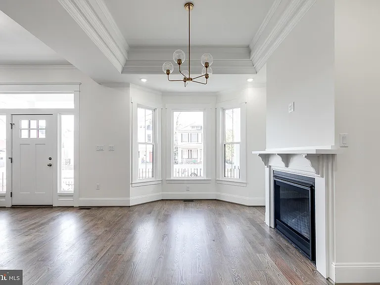 3013 Garland Ave — Photo 6