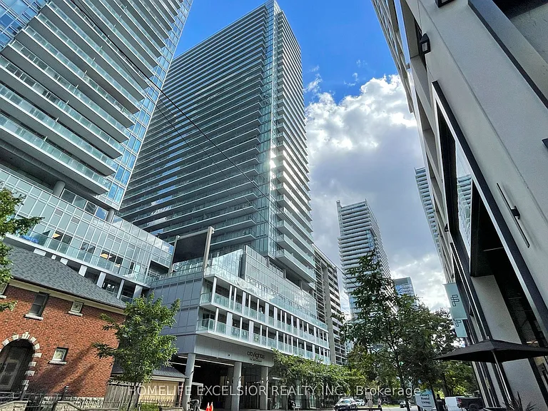 195 Redpath Ave #914 — Photo 2