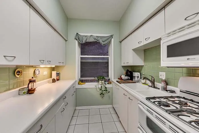 6036 N Kenmore Ave #1 — Photo 4