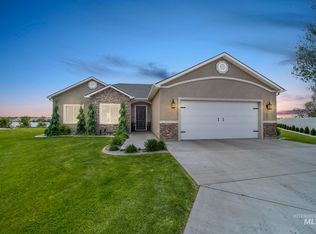 1925 14th Dr, Heyburn, ID 83336