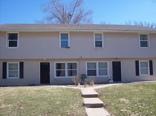 212 Santa Fe St, Carrollton, MO 64633