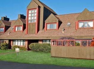 118 Montoya Dr, Branford, CT 06405