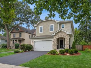 1110 Chestnut St, Deerfield, IL 60015