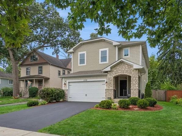 1110 Chestnut St, Deerfield, IL 60015
