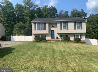 7517 Regency Glen Dr, Fredericksburg, VA