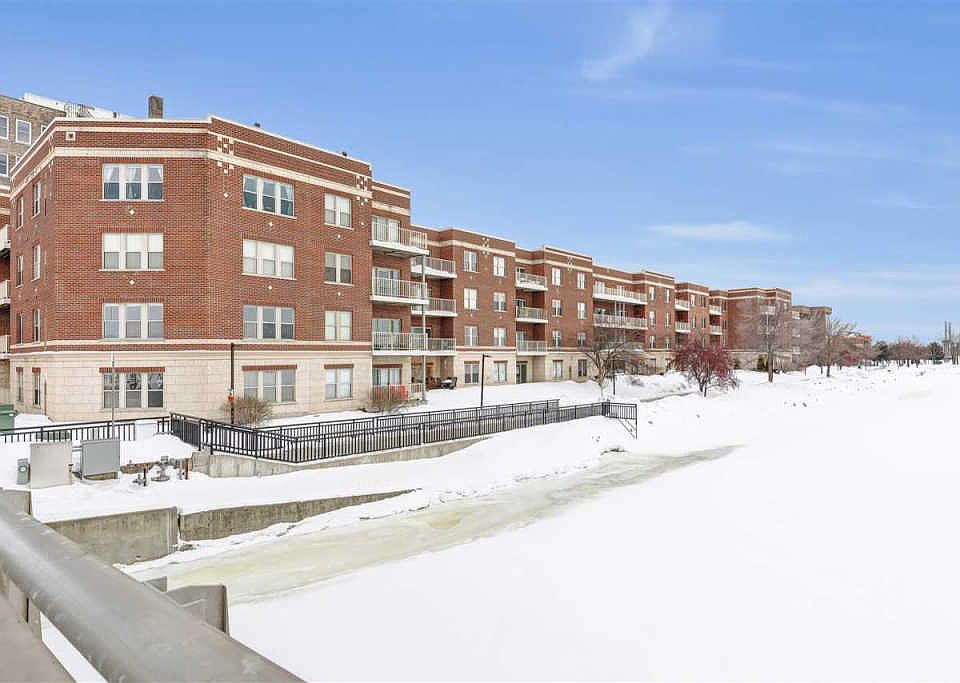 1st image of 118 S Washington St APT 201B