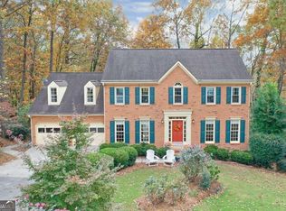 5013 Willow Creek Dr, Woodstock, GA 30188