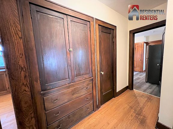 5th image of 3949 N Downer Ave