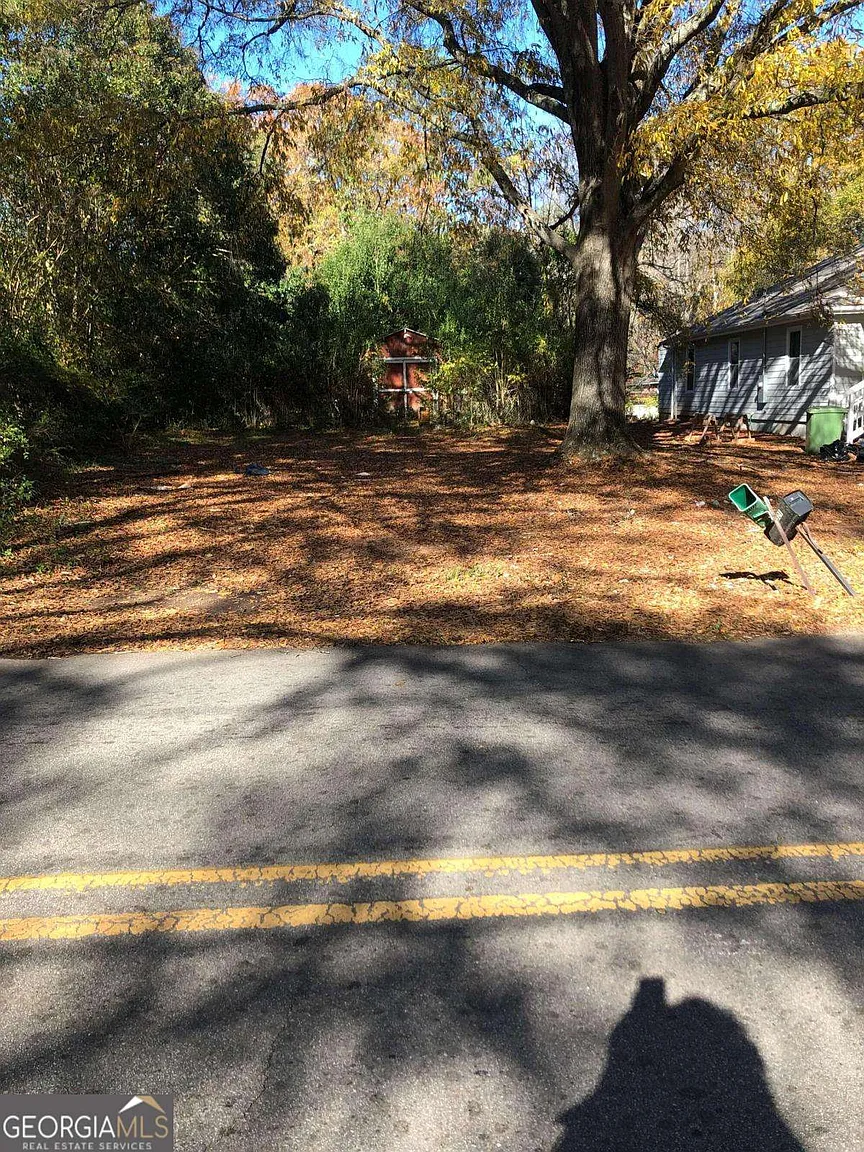 1017 W Broad St photo 1