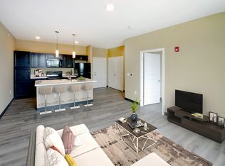 135 W 4th St #304, Bloomington, IN 47404