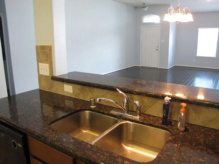 24219 Cornell Park Ln — Photo 10