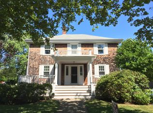 24 Holmes Ter, Plymouth, MA 02360
