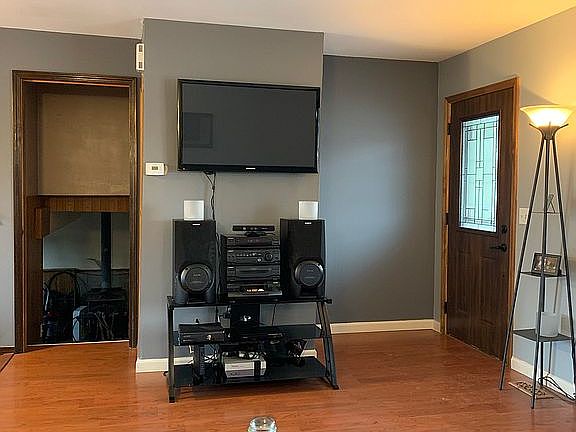 4th image of 5822 Lawndale St