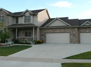 5637 Silver Oak Dr, Fitchburg, WI 53711
