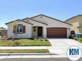 2350 Hibiscus Dr, Hollister, CA 95023