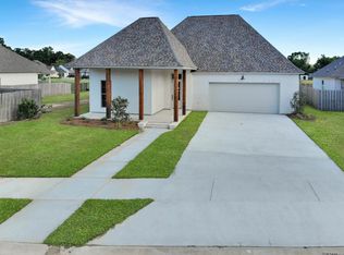 1124 Irish Ivy, Denham Springs, LA 70726