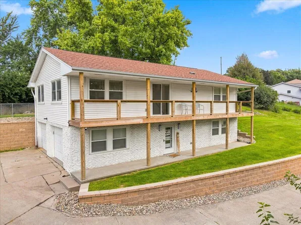60 Caribou Cir, Council Bluffs, IA 51503