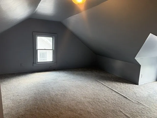 1005 S 38th St — Photo 13