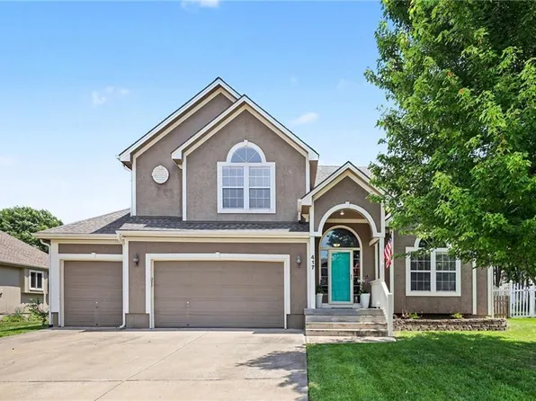 417 S Lakeshore Dr, Raymore, MO 64083