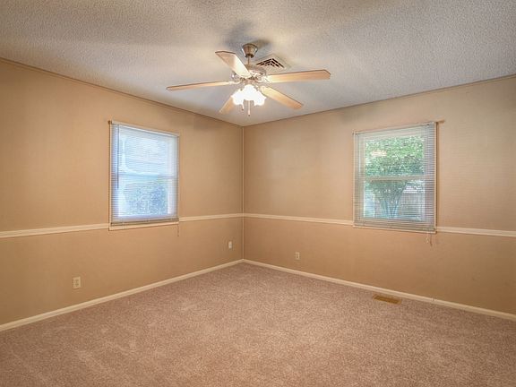 Bedroom - new carpet