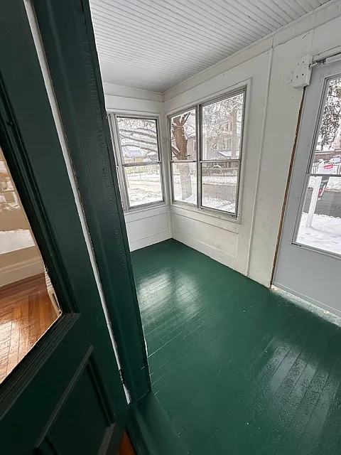 106 Lawrence St — Photo 4