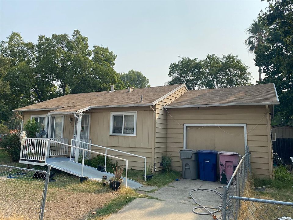 1st image of 2596 Grove Ave
