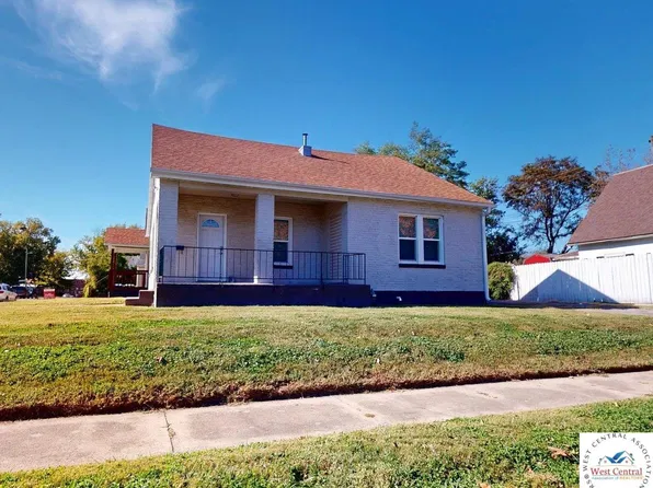 421 E 6th St, Sedalia, MO 65301