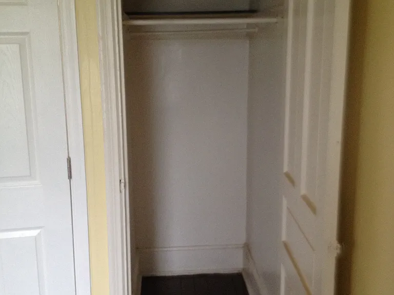 621 Emerald Bedroom 5 Closet_01182016