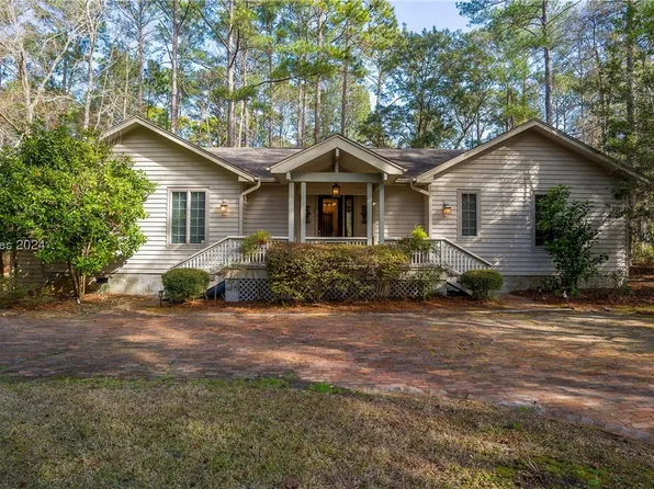 30 Wallace Rd, Beaufort, SC 29907