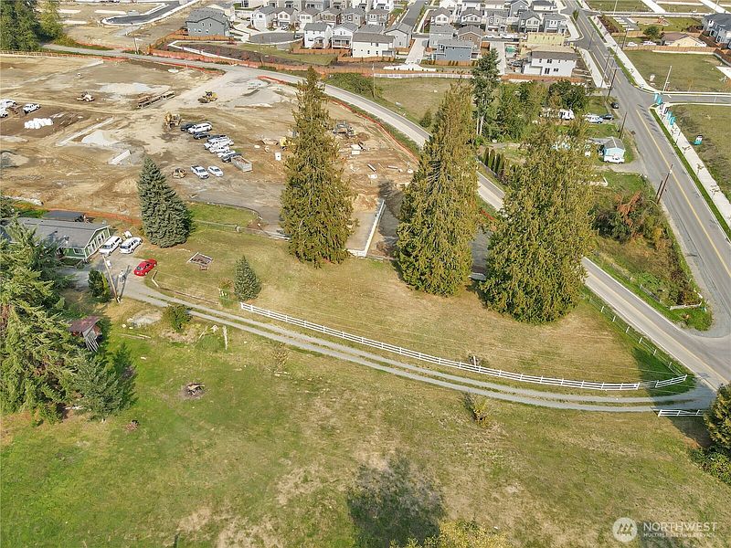 2nd image of 8624 E Sunnyside School Road
