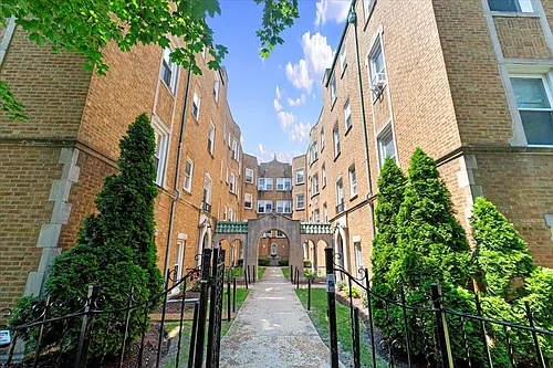 6418 N Newgard Ave #2E Photo 1