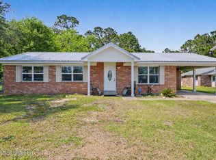 203 Lynn Cir, Pass Christian, MS 39571